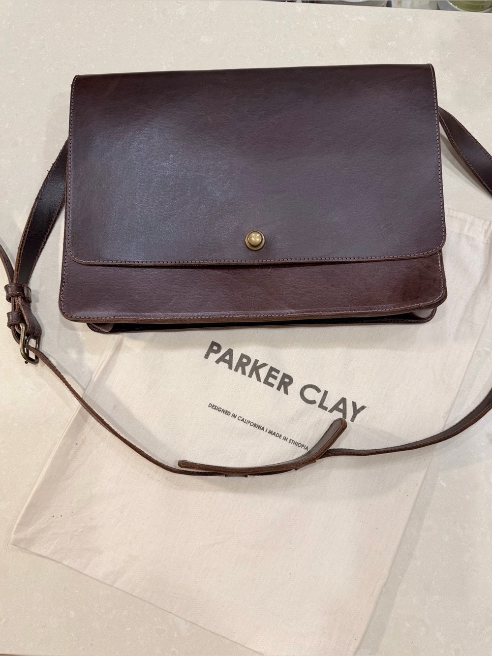Parker Clay Austin Leather Messengerbag Briefcase - Brown - Excellent Condition